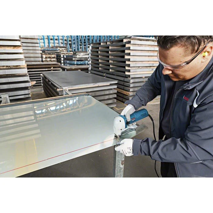 Bosch Blechschere GSC 75-16 Professional, Elektro, 750 W, Mit Ober- Und Untermesser 2 Bosch Blechschere GSC 75-16 Professional, Elektro, 750 W, Mit Ober- Und Untermesser – Bild 2