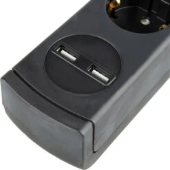 Kopp Steckdosenleiste UNOversal Plus, 5-fach, 2x USB, Schalter, Schwarz -Makita Shop 7adad70035faad2e9bbfd25fd82f34cc476840ae steckdosenleiste kopp unoversal plus 1 4m