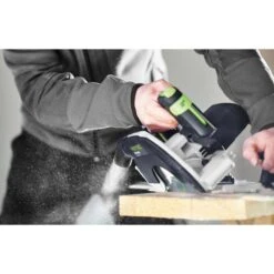Festool Handkreissäge HK 55 EBQ-Plus-FS, 576126, 1200 W, Mit FS1400 & Koffer, Schnittleistung 55mm -Makita Shop 80b9e4eaffd6f79d12c12cfc5bb79725cd5c2321 handkreissaege festool hk 55 ebq plus fs 576126