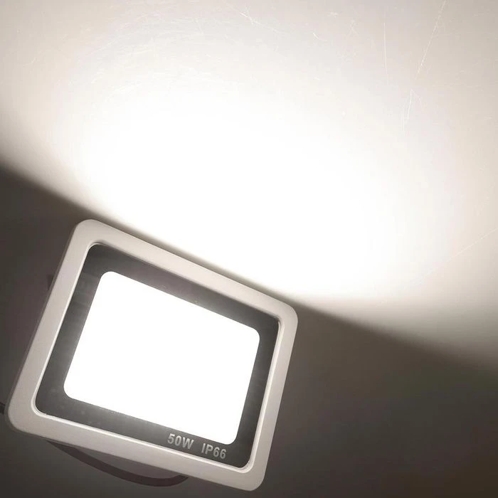 ChiliTec LED-Außenstrahler CTF-USL 50W, 4200 K, 4050 Lm, Netzbetrieb 4 ChiliTec LED-Außenstrahler CTF-USL 50W, 4200 K, 4050 Lm, Netzbetrieb – Bild 4