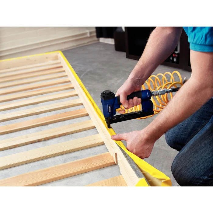 Rapid Drucklufttacker PS141, 5000095, Für Klammern 6-16mm, Inkl. Koffer 3 Rapid Drucklufttacker PS141, 5000095, Für Klammern 6-16mm, Inkl. Koffer – Bild 3