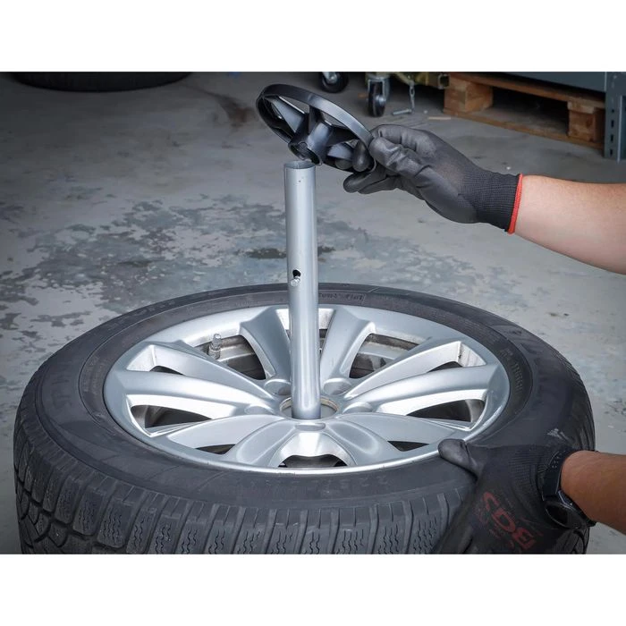 BGS-technic Felgenbaum 70979, Fahrbar, Mit Schutzhülle, Reifenbreite Bis 225 Mm 3 BGS-technic Felgenbaum 70979, Fahrbar, Mit Schutzhülle, Reifenbreite Bis 225 Mm – Bild 3